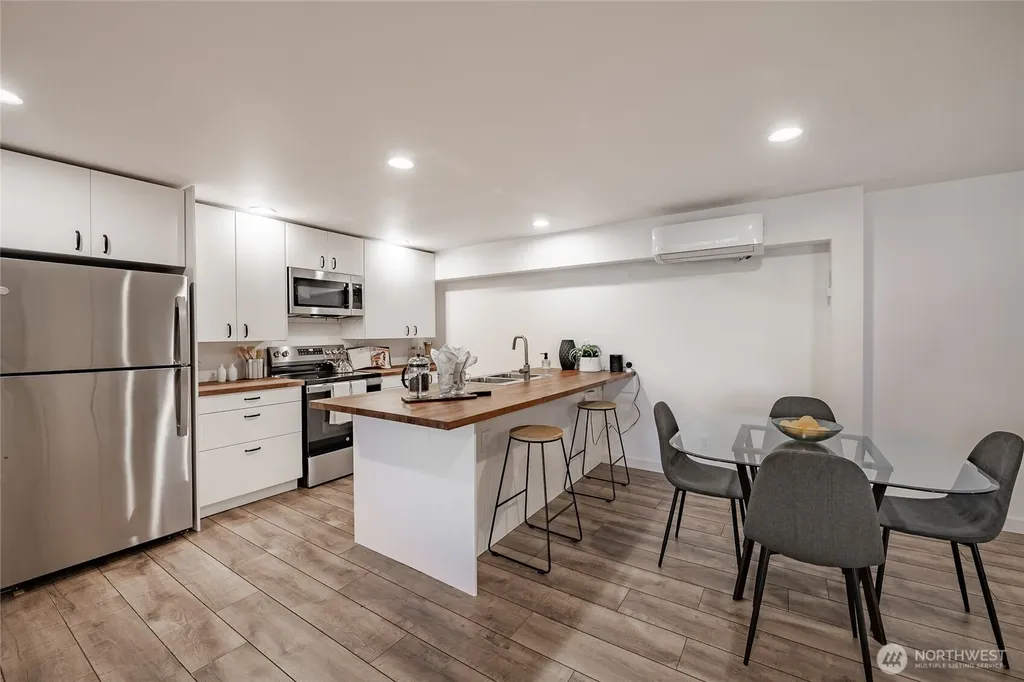 8068 Niska Road Blaine WA 98230