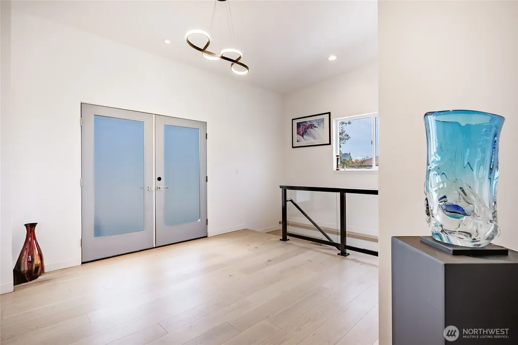 8068 Niska Road Blaine WA 98230