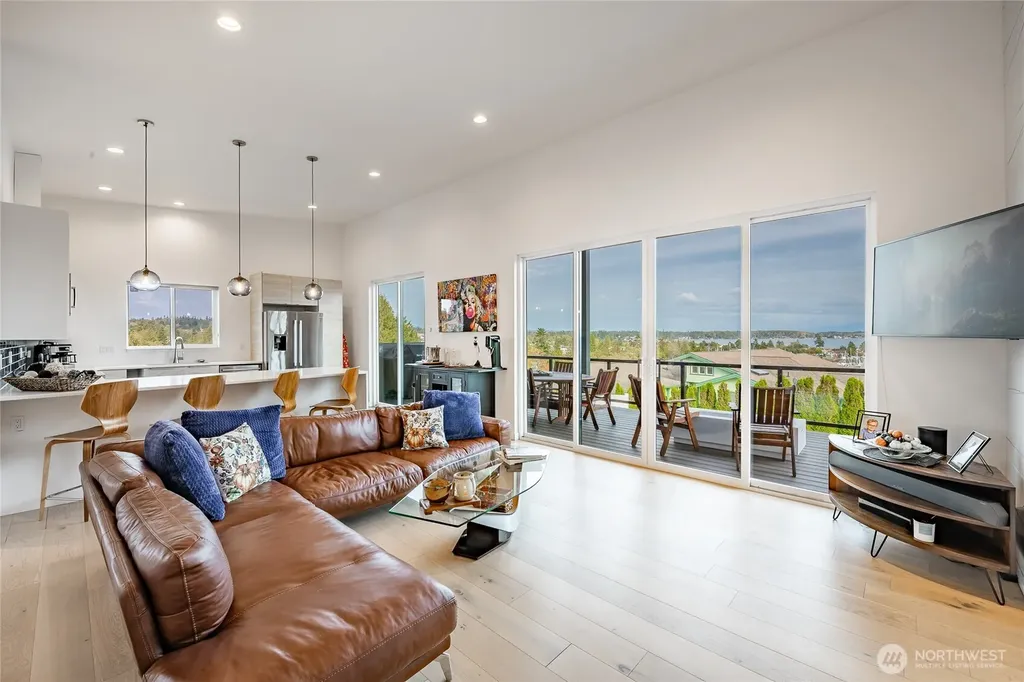 8068 Niska Road Blaine WA 98230