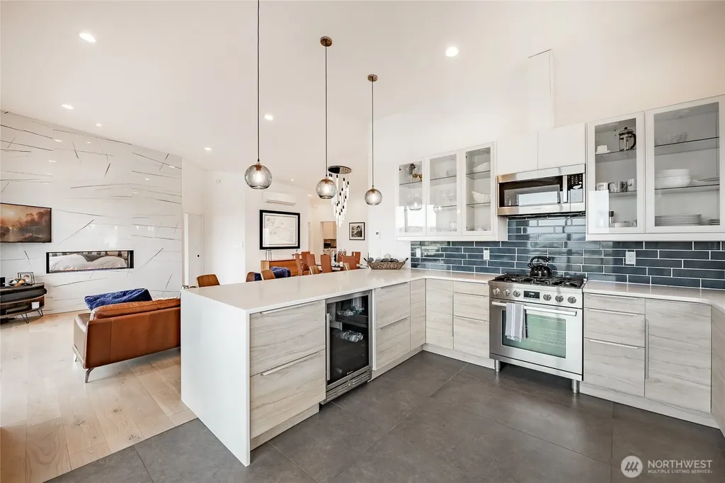 8068 Niska Road Blaine WA 98230