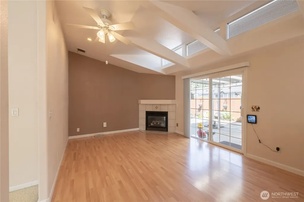 22310 SE 243rd Street Maple Valley WA 98038