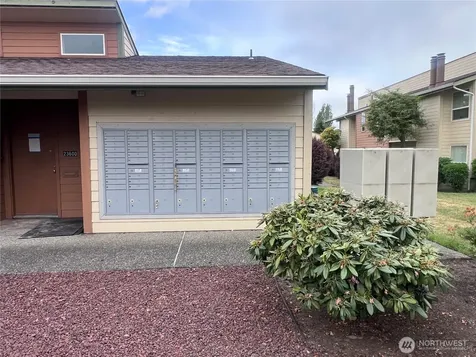 23629 112th Ave SE Kent WA 98031