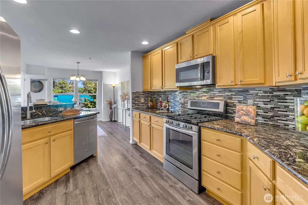 8510 Main Street Edmonds WA 98026