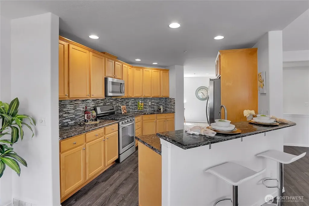 8510 Main Street Edmonds WA 98026