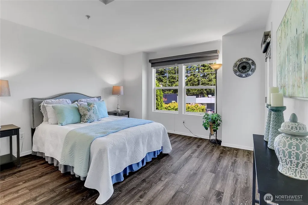 8510 Main Street Edmonds WA 98026