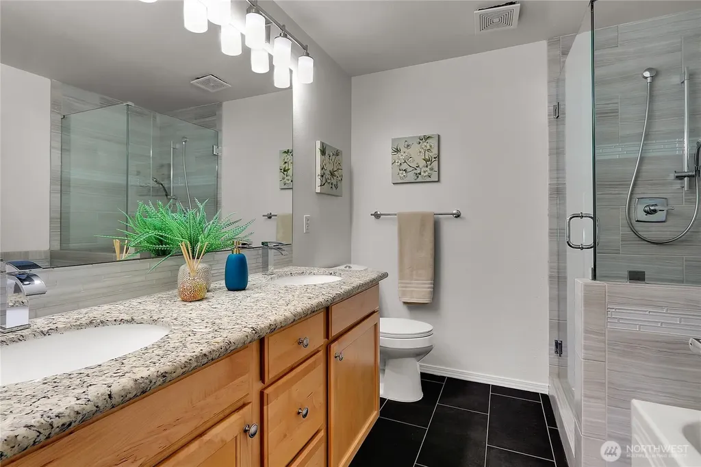 8510 Main Street Edmonds WA 98026