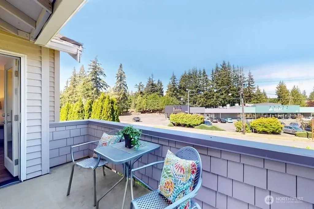 8510 Main Street Edmonds WA 98026