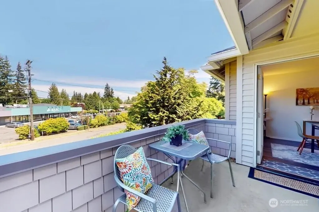 8510 Main Street Edmonds WA 98026
