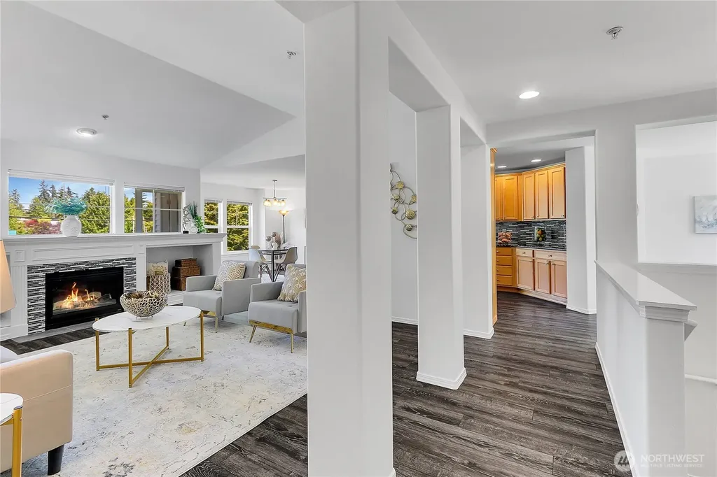 8510 Main Street Edmonds WA 98026