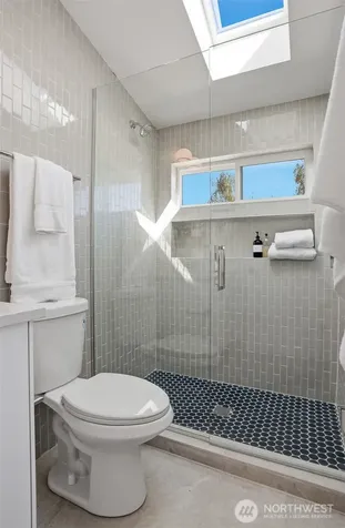 8332 24th Avenue NW Seattle WA 98117