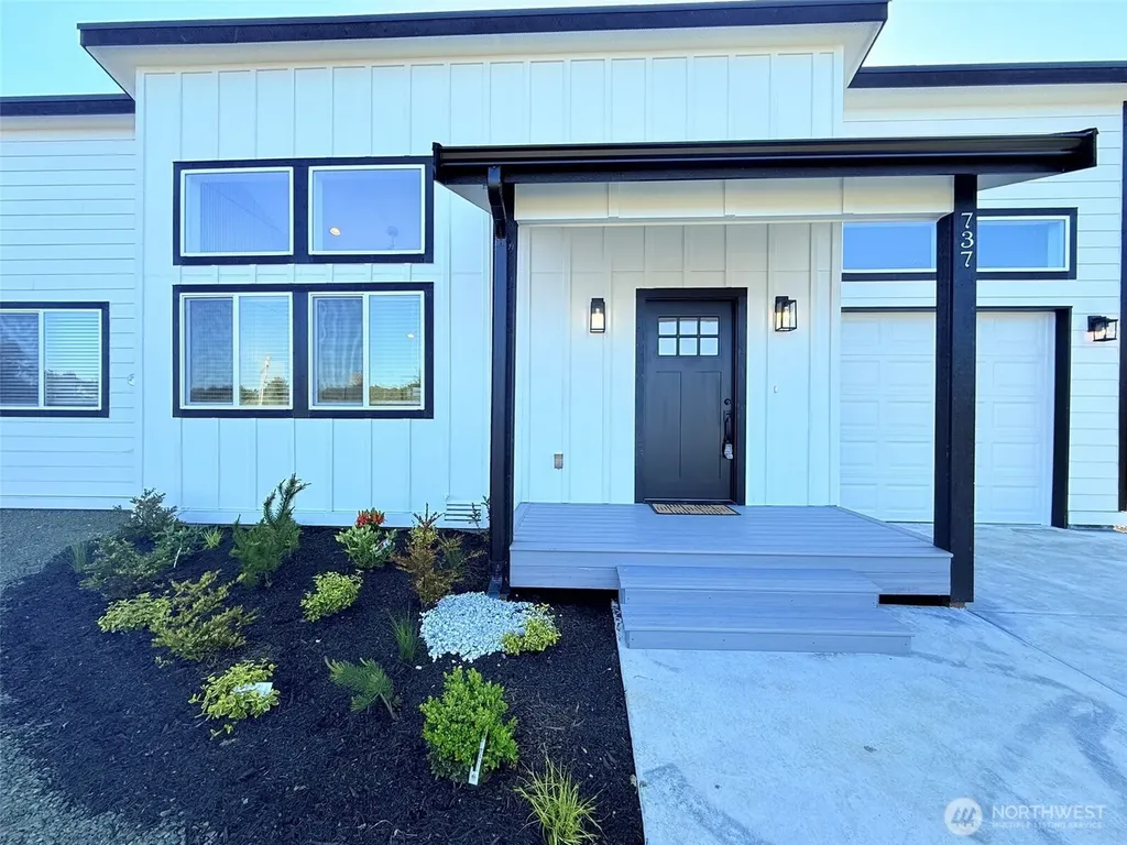 737 Ocean Shores Boulevard SW Ocean Shores WA 98569