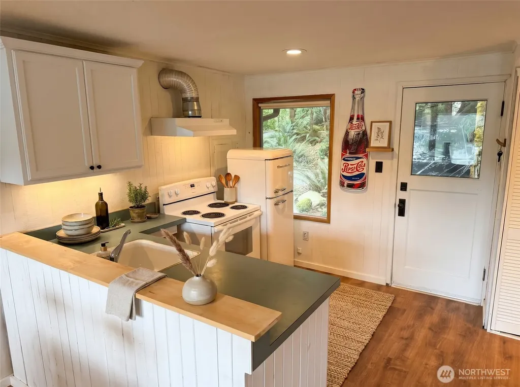 4945 Lakeside Drive Langley WA 98260