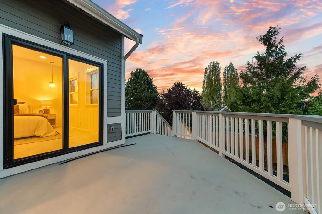 508 22nd Avenue E Seattle WA 98112