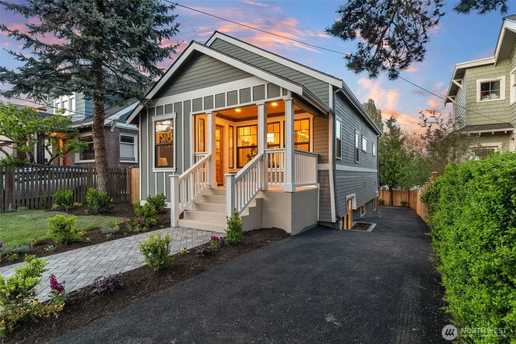 508 22nd Avenue E Seattle WA 98112
