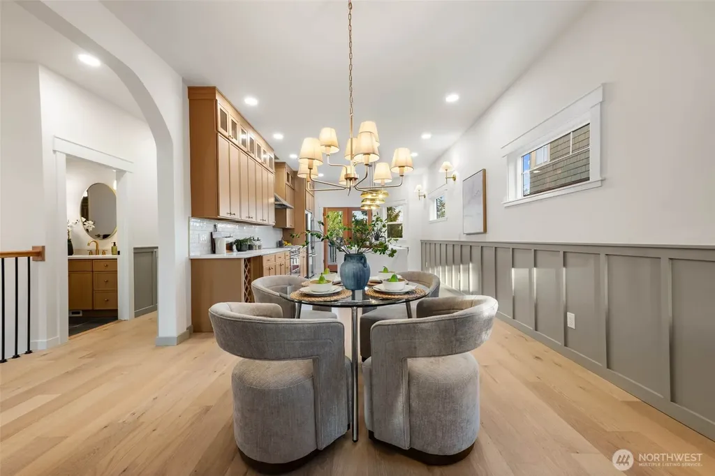 508 22nd Avenue E Seattle WA 98112