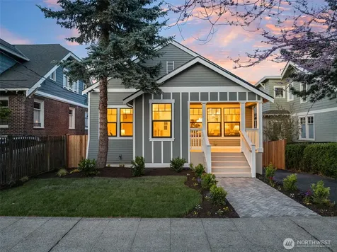 508 22nd Avenue E Seattle WA 98112