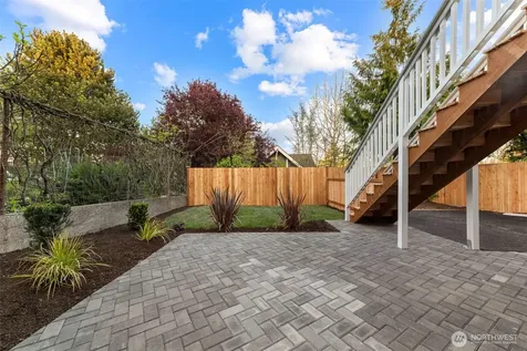 508 22nd Avenue E Seattle WA 98112