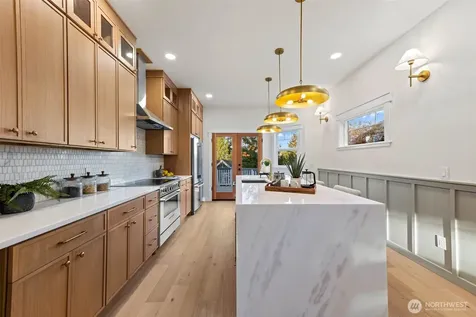 508 22nd Avenue E Seattle WA 98112