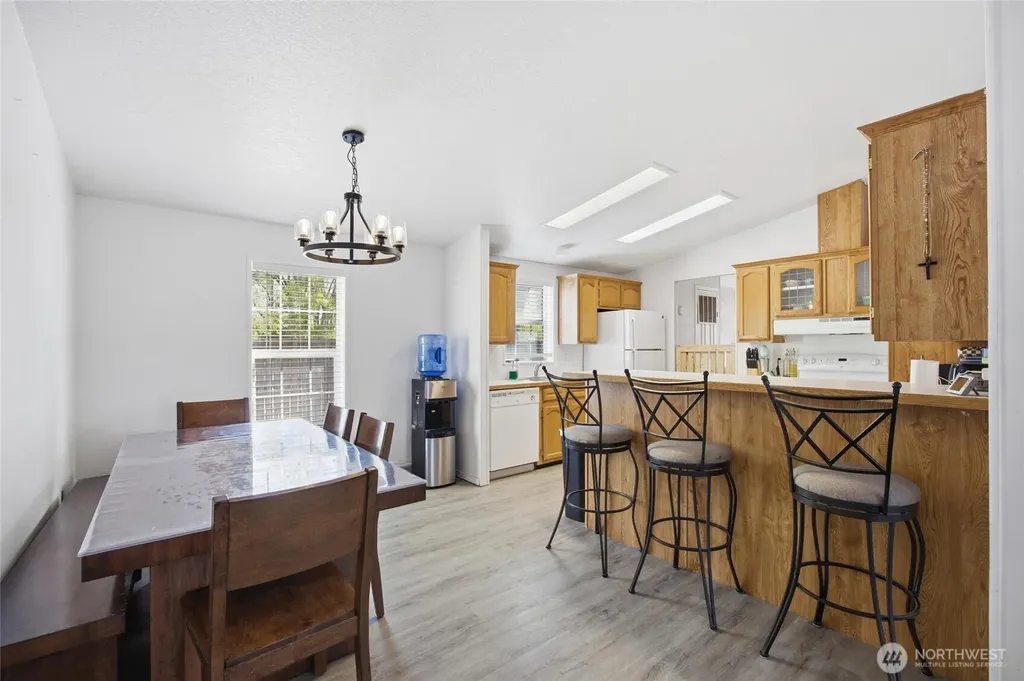 1827 W Bemis Street Moses Lake WA 98837