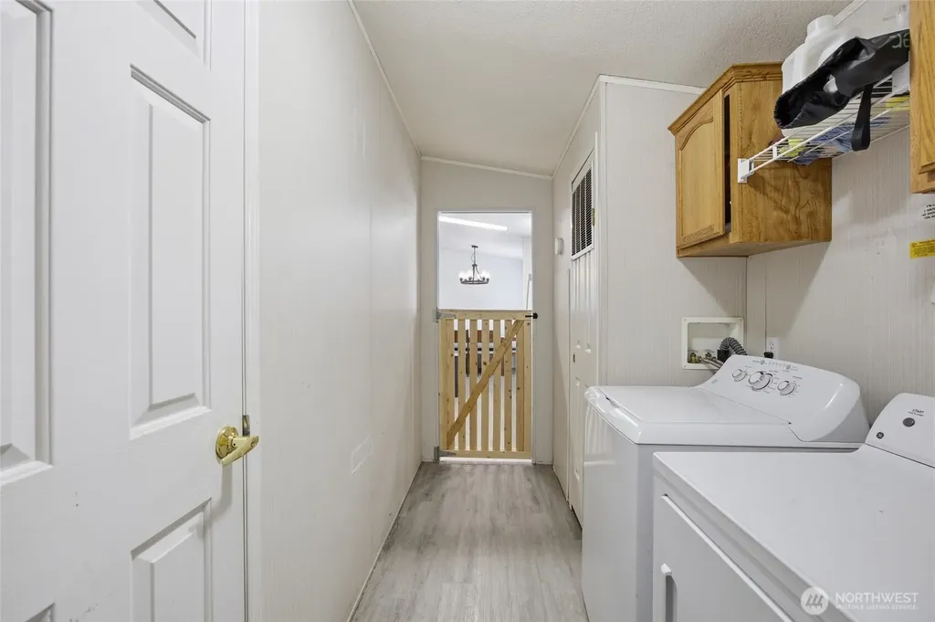 1827 W Bemis Street Moses Lake WA 98837