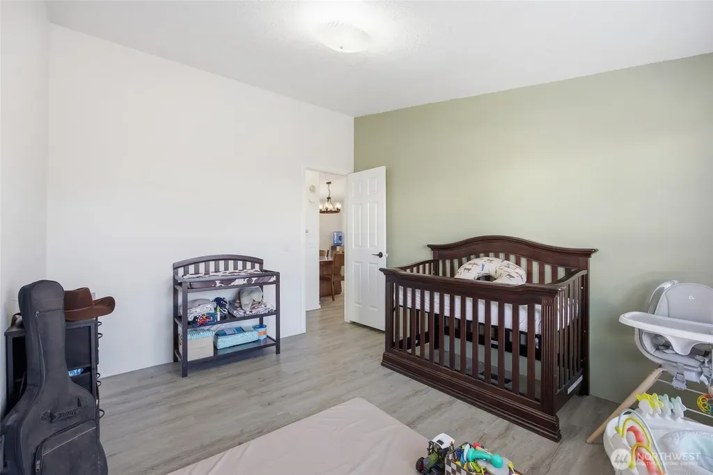 1827 W Bemis Street Moses Lake WA 98837