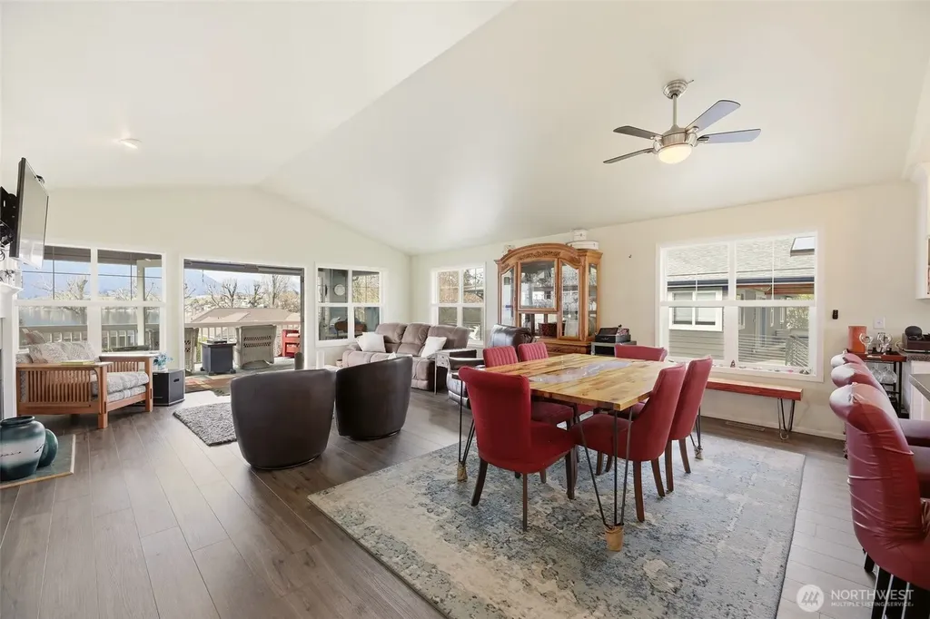 207 Manson View Drive Manson WA 98831