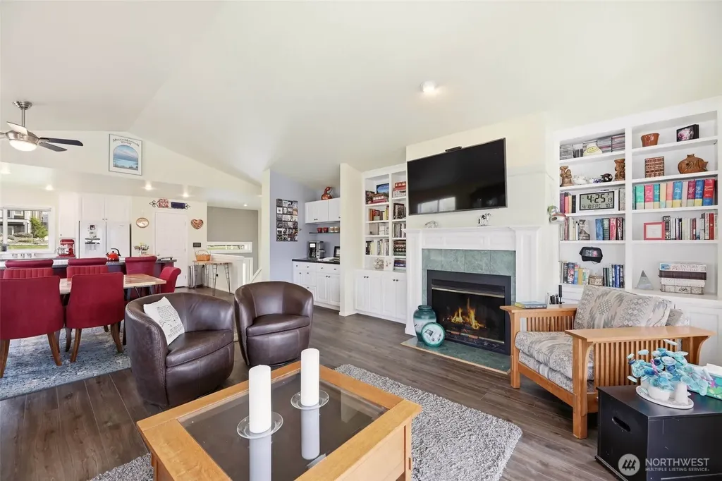 207 Manson View Drive Manson WA 98831