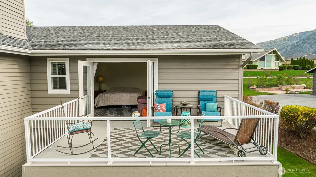 207 Manson View Drive Manson WA 98831