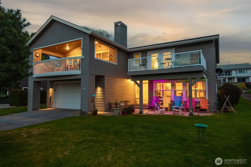 207 Manson View Drive Manson WA 98831