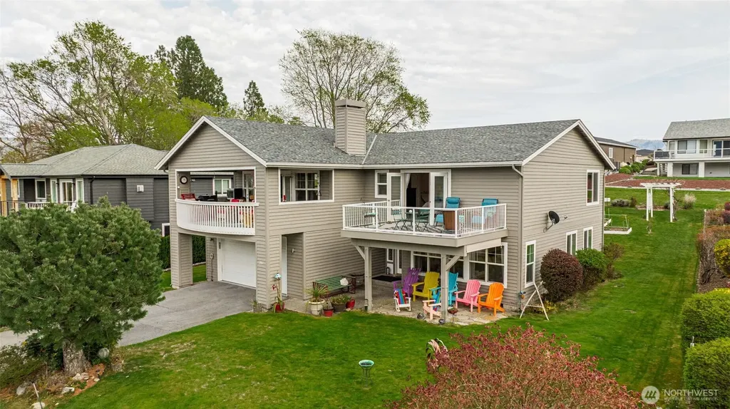 207 Manson View Drive Manson WA 98831