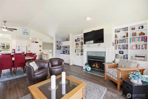 207 Manson View Drive Manson WA 98831