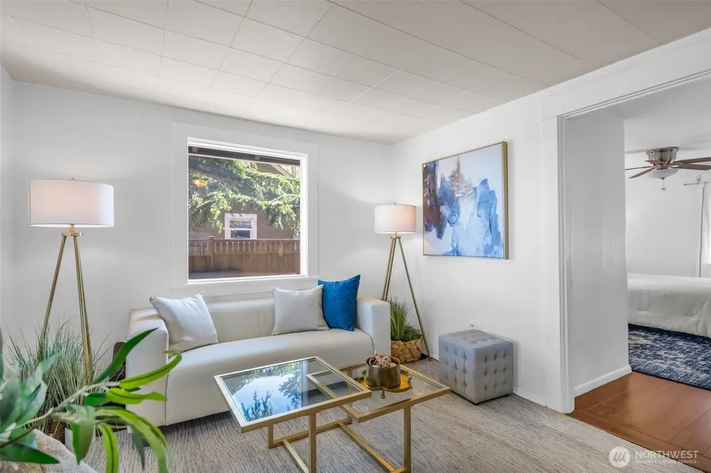 8427 30th Avenue SW Seattle WA 98126