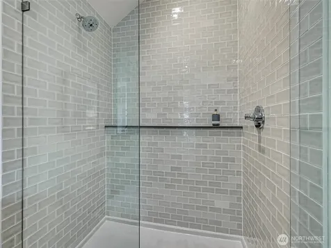 8126 12th Avenue SW Seattle WA 98106