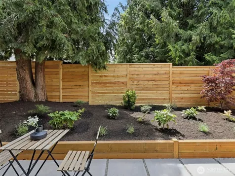 8126 12th Avenue SW Seattle WA 98106