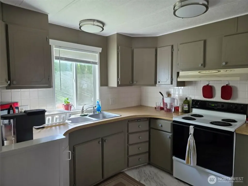206 N Kentucky Avenue Granite Falls WA 98252