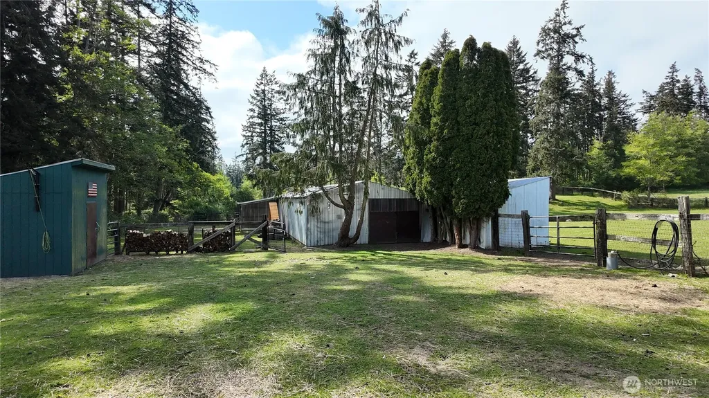 2259 Happy Valley Road Oak Harbor WA 98277