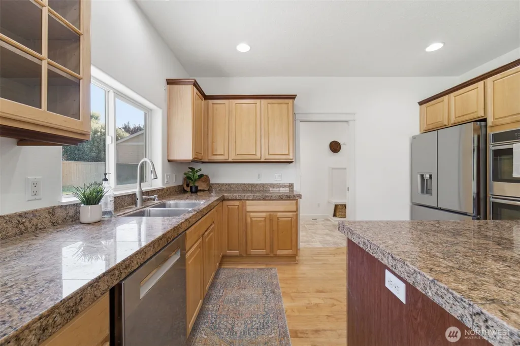 5609 W 14th Avenue Kennewick WA 99338