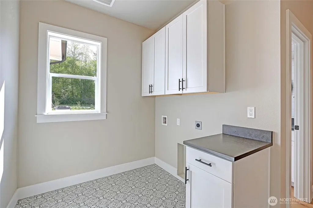 27010 36th Avenue NW Stanwood WA 98292