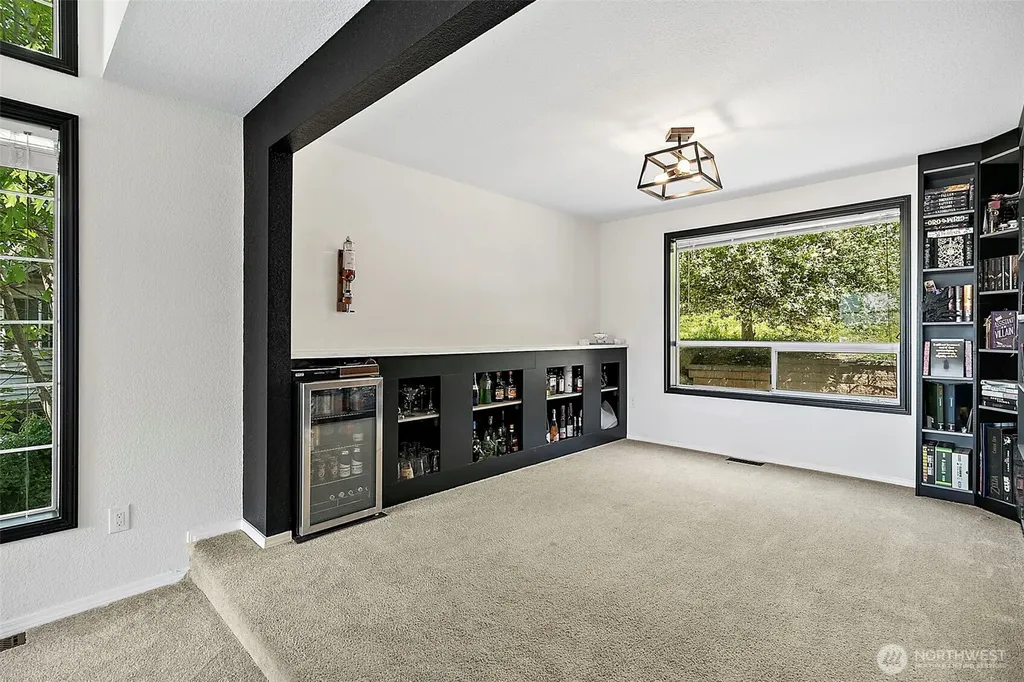 4918 Mill Pond Drive SE Auburn WA 98092