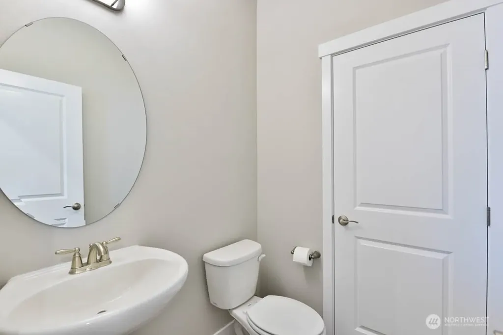 15106 87th Place E Puyallup WA 98375