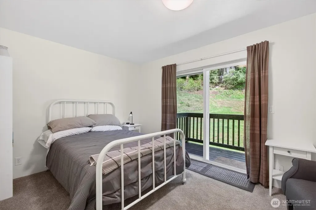 865 E Valley Road Skamokawa WA 98647
