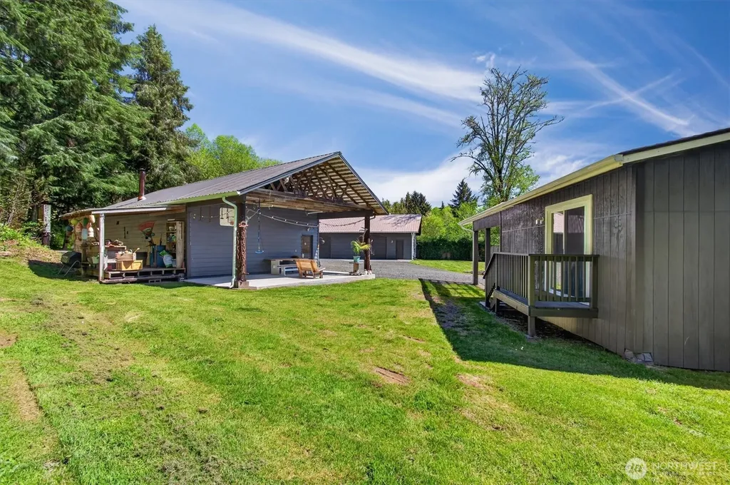 865 E Valley Road Skamokawa WA 98647