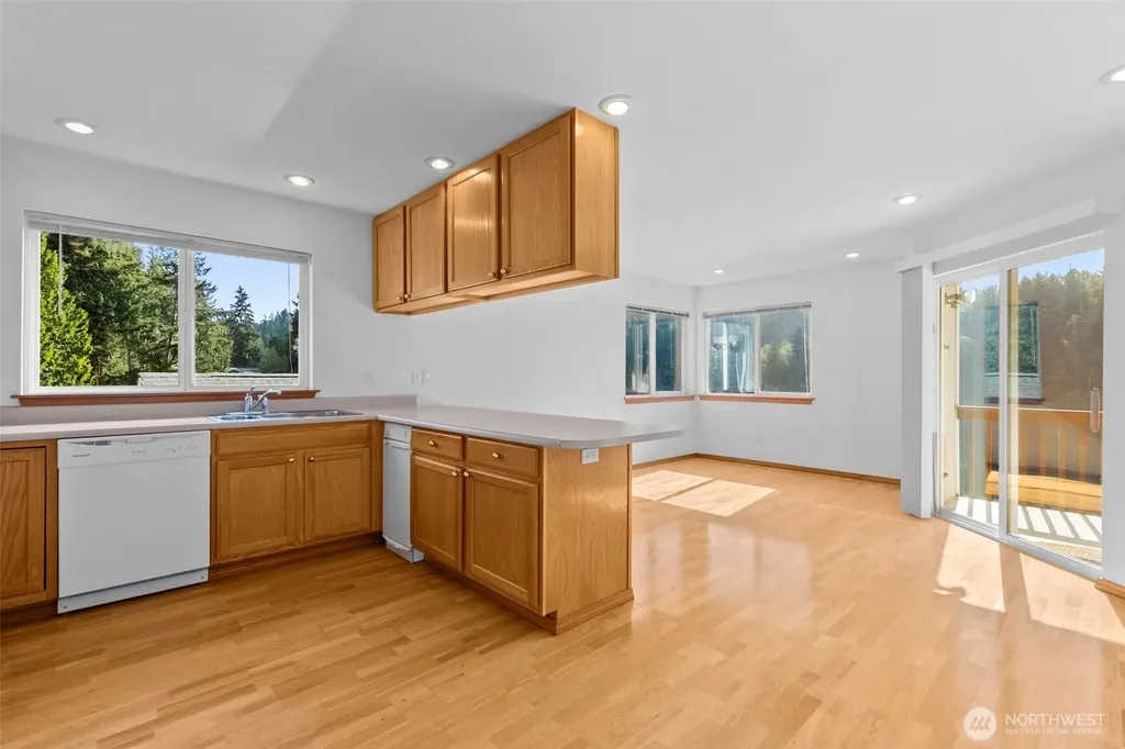 5030 Ad El Road SE Olympia WA 98513