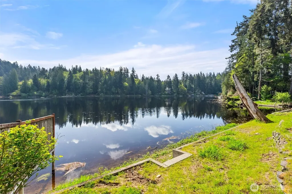 5030 Ad El Road SE Olympia WA 98513