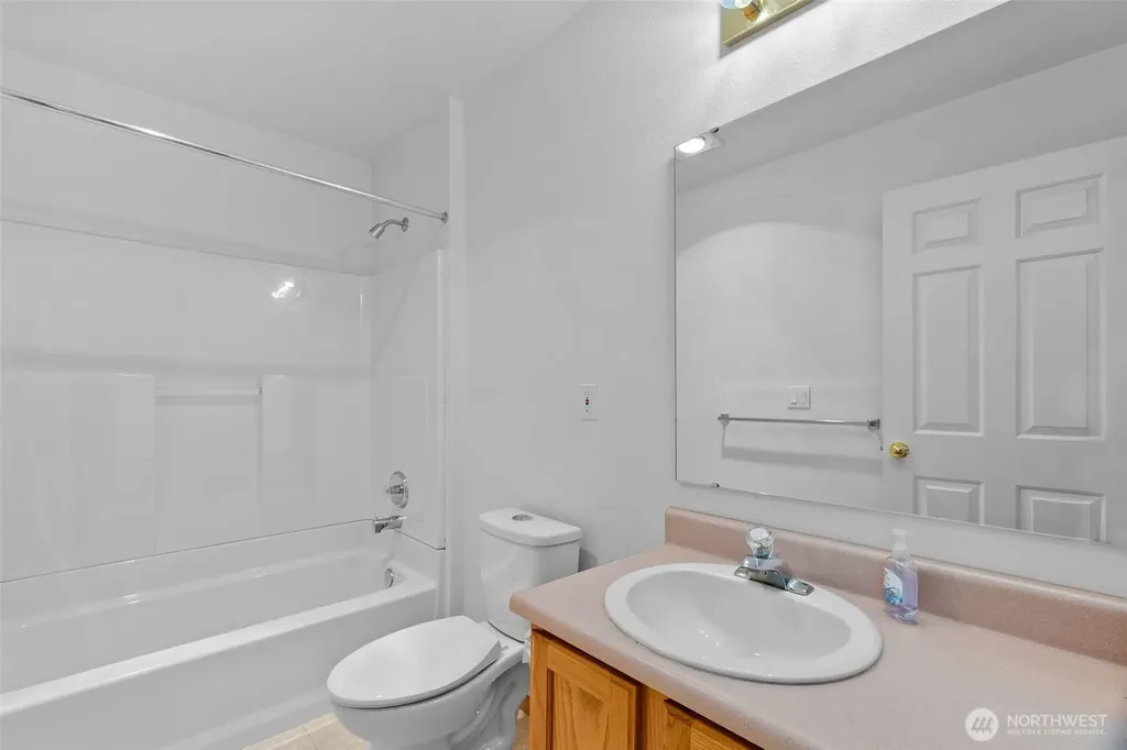 5030 Ad El Road SE Olympia WA 98513