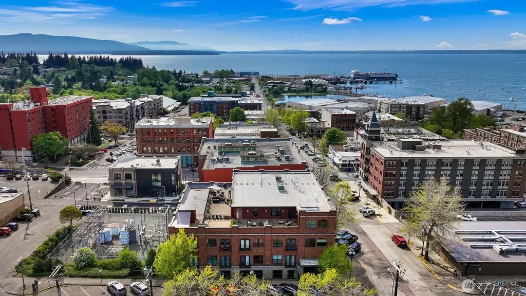 1224 Harris Avenue Bellingham WA 98225