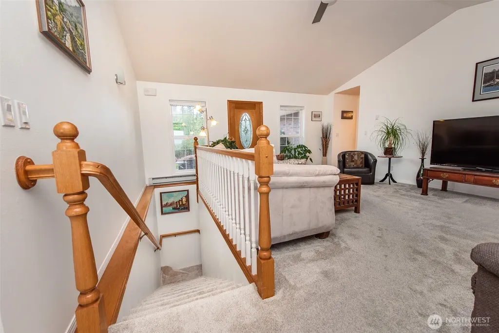608 Reservoir Road Sequim WA 98382