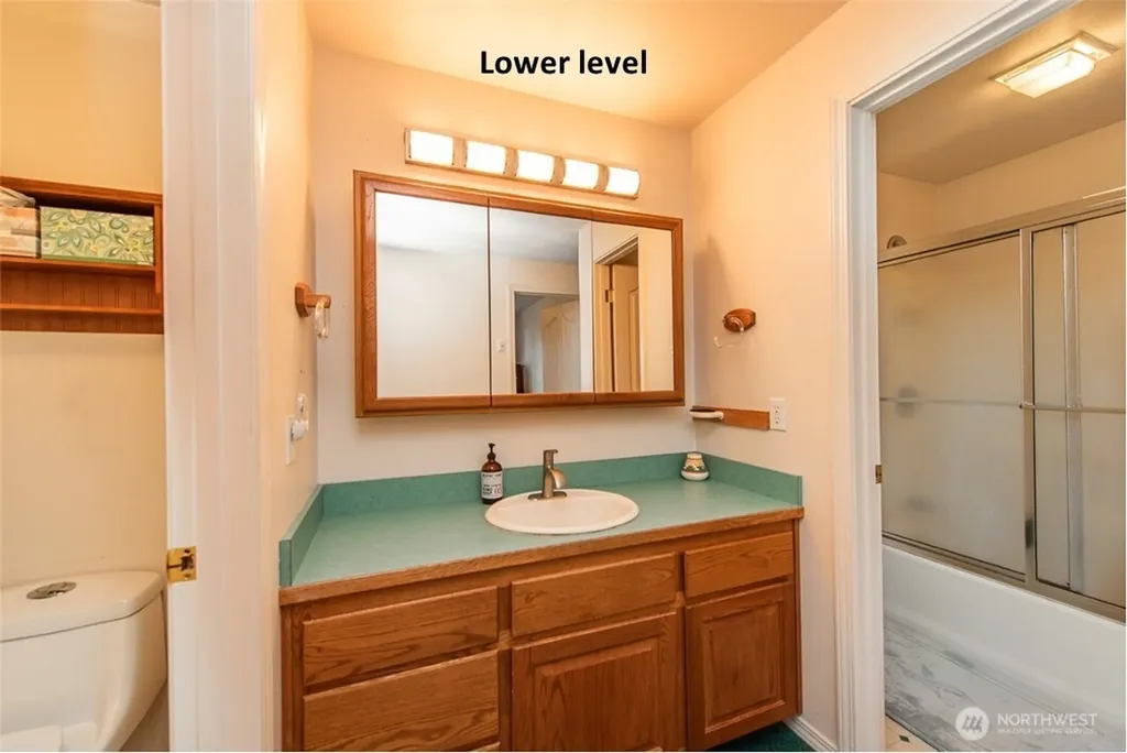 608 Reservoir Road Sequim WA 98382