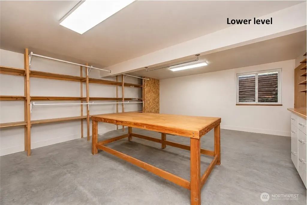 608 Reservoir Road Sequim WA 98382