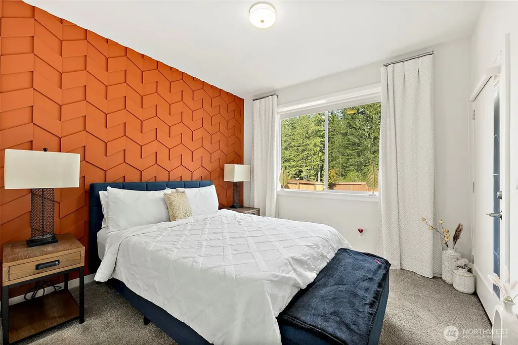5711 Great Glen Road SW Port Orchard WA 98367